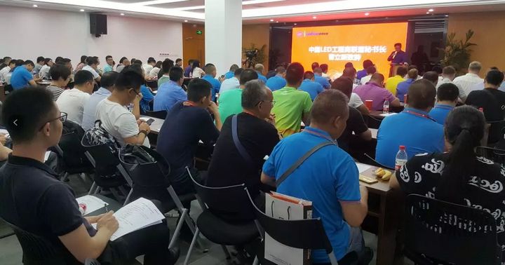 mg冰球突破·奢华版(试玩)官方网站