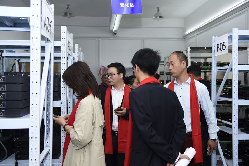 mg冰球突破·豪华版(试玩)官方网站