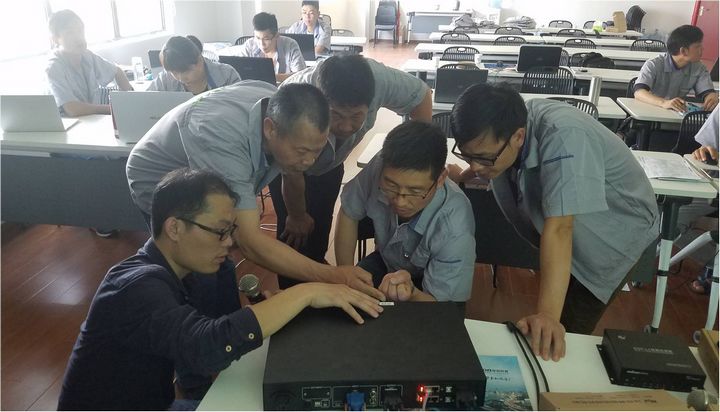 mg冰球突破·奢华版(试玩)官方网站