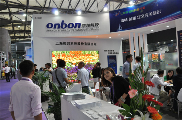 mg冰球突破·奢华版(试玩)官方网站