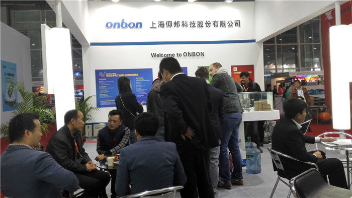 mg冰球突破·豪华版(试玩)官方网站