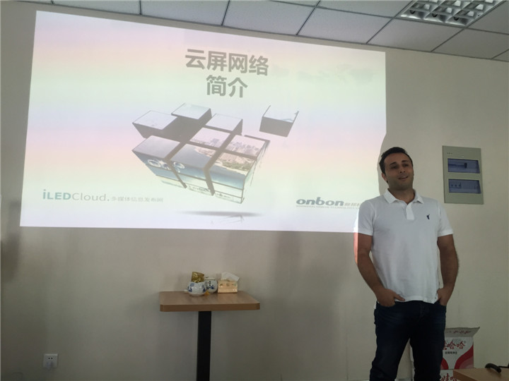 mg冰球突破·豪华版(试玩)官方网站